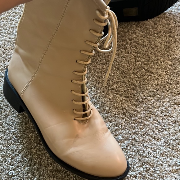 Cream beige ankle kid boots lace up front zip back - size 9 - Picture 6 of 7